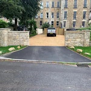 Apartment Garden, Bath