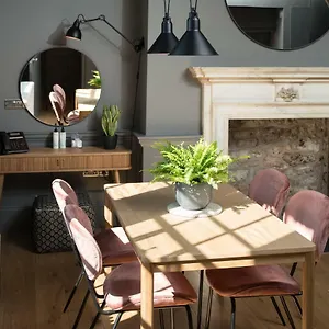 4* Apartahotel Hiding Space - Trim Street